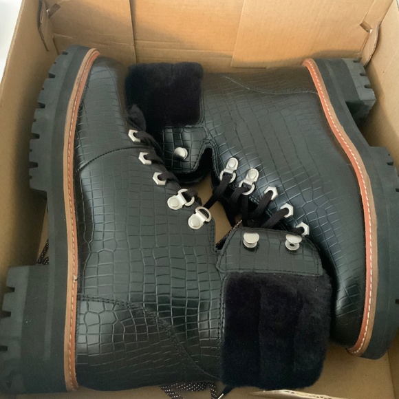 Clarks ORIANNA HIKER Black Leather Lace Up Hiking Winter Boots Ankle Booties 6.5 - Picture 9 of 16